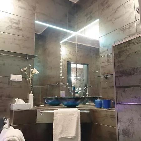 Apartamento Warsaw's Manhattan Grand