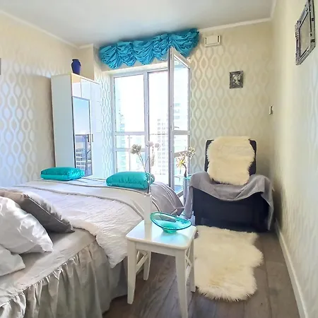 Apartamento Warsaw's Manhattan Grand *