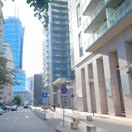Warsaw's Manhattan Grand Апартаменти Варшава