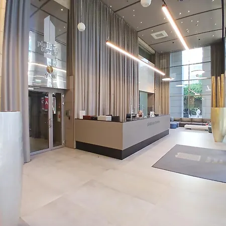 Apartment Warsaw's Manhattan Grand Warschau