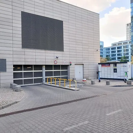 Apartamento Warsaw's Manhattan Grand